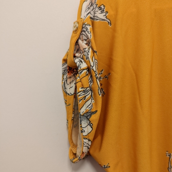 Small INC NWT dress complete with accompanying belt - Picture 10 of 10